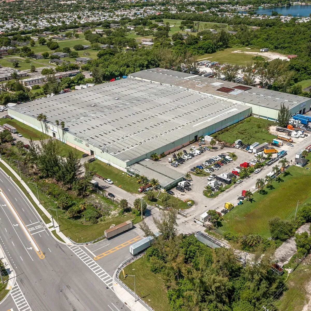 Commercial roofing for logistics buildings in Vancouver, WA